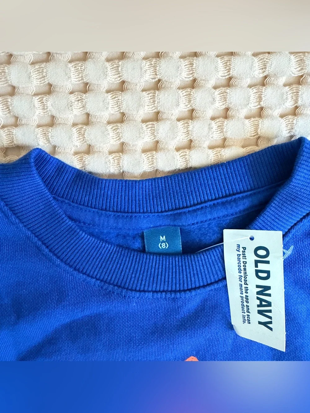 ✨ NWT Old Navy Boys Size Medium (8) Blue “Roam The Unknown” Graphic Sweatshirt